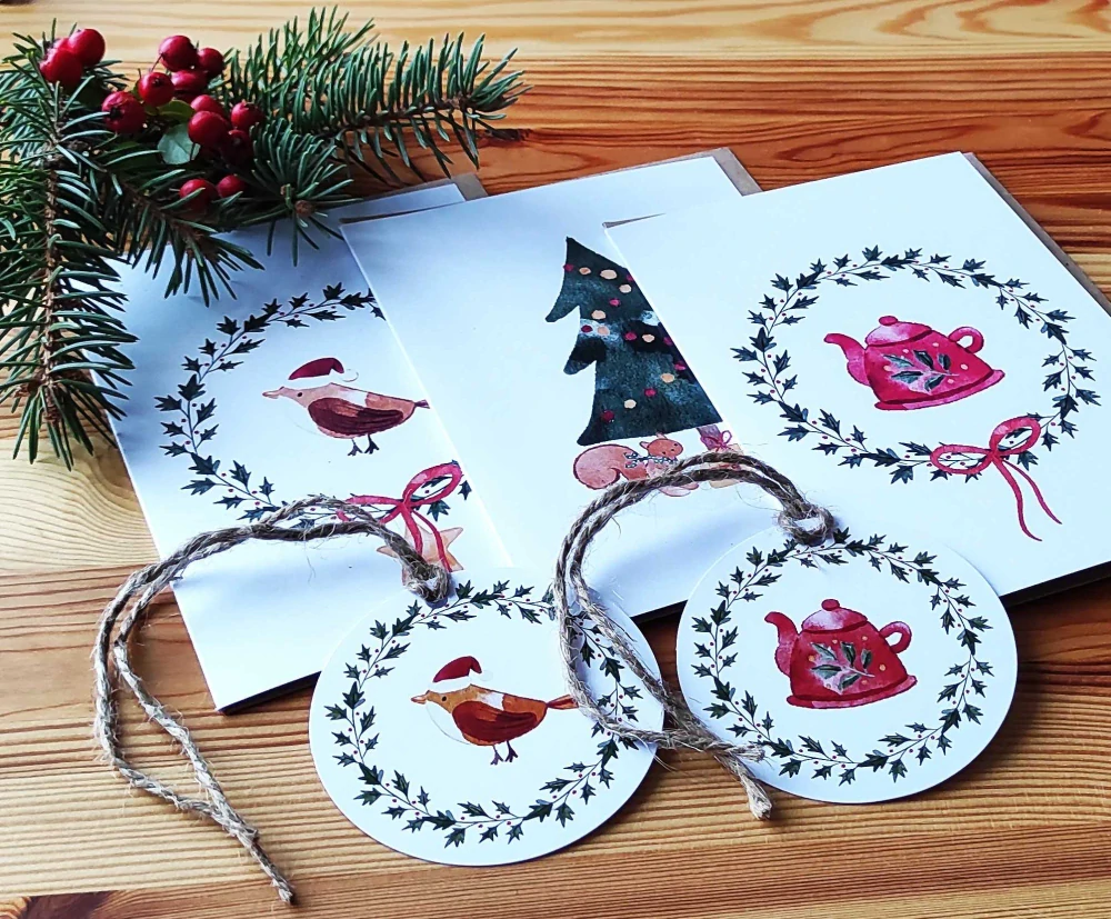 30014 VÁNOČNÍ DÁRKOVÉ VISAČKY / MALOVANÉ VÁNOCE II. / 4 ks v bal.