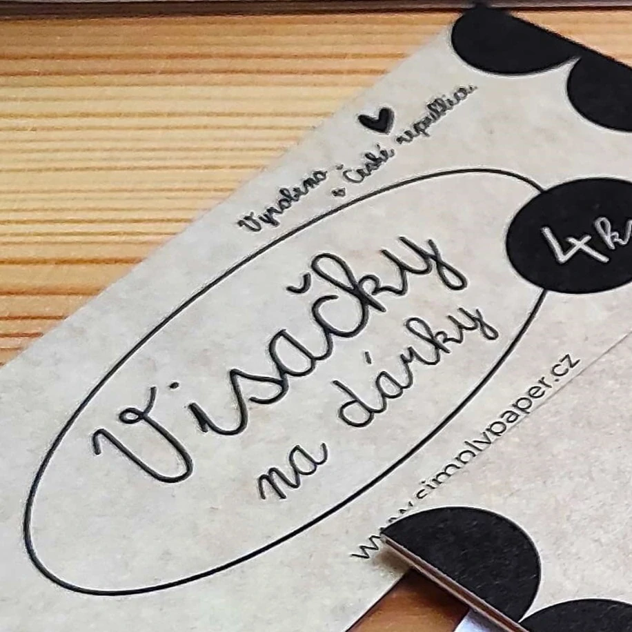 30016 VÁNOČNÍ DÁRKOVÉ VISAČKY / BAREVNÉ VÁNOCE / 4 ks v bal.